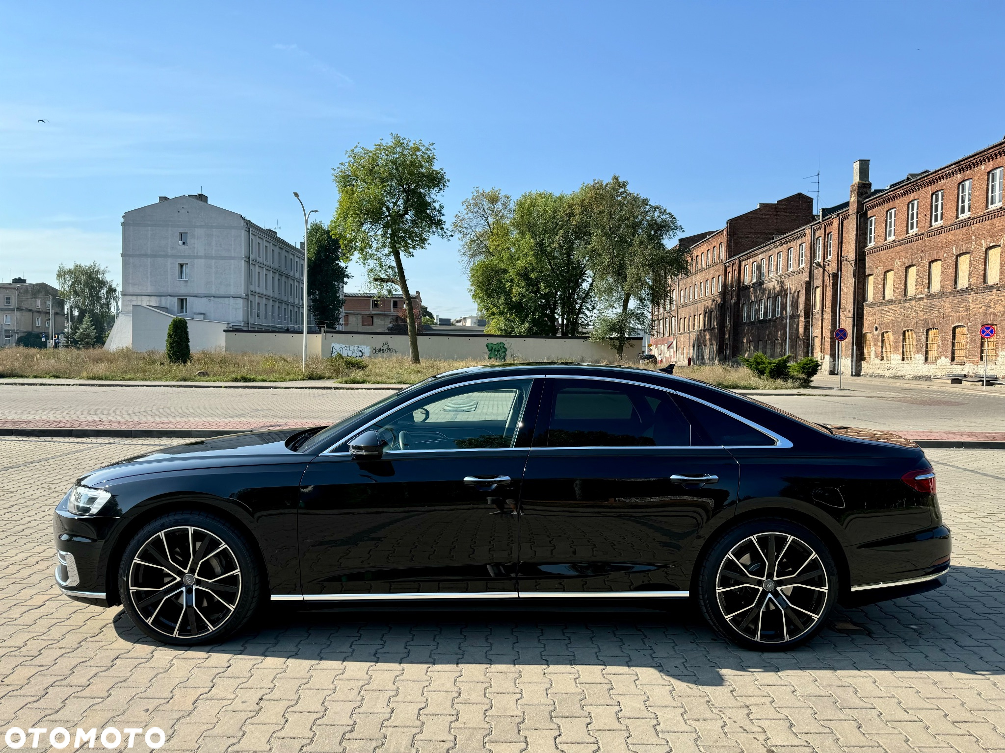 Audi A8 - 15