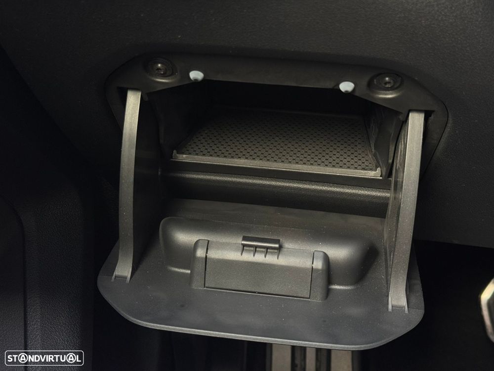 BMW 218 Gran Coupé d Pack Desportivo M - 28