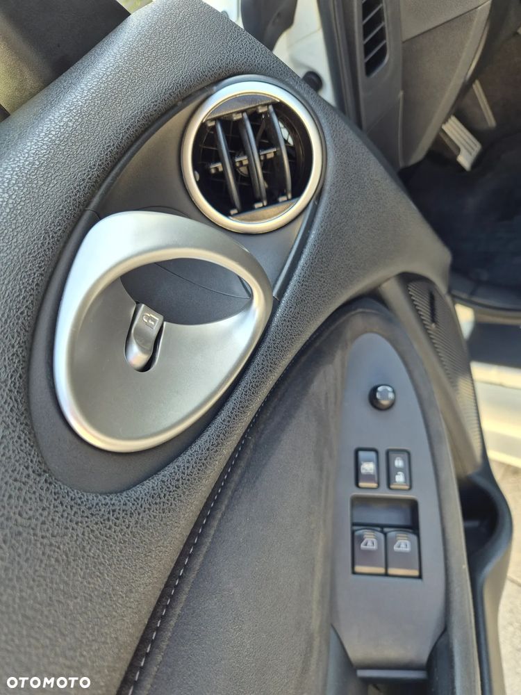 Nissan 370 Z 3.7 V6 Black Edition - 32