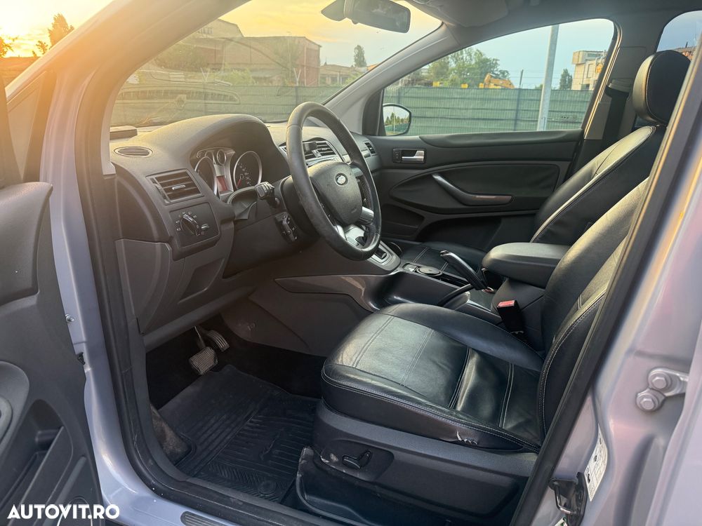 Ford Kuga 2.0 TDCi 4WD Powershift Titanium - 13