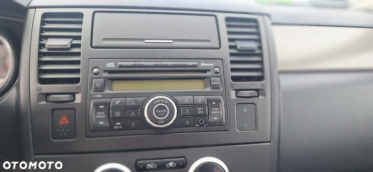 Nissan Tiida - 14