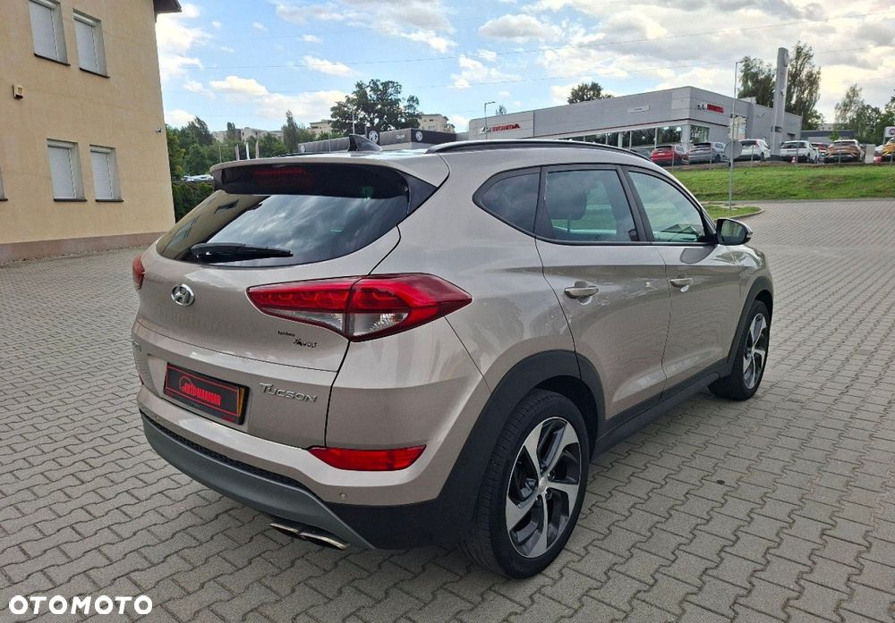 Hyundai Tucson - 8