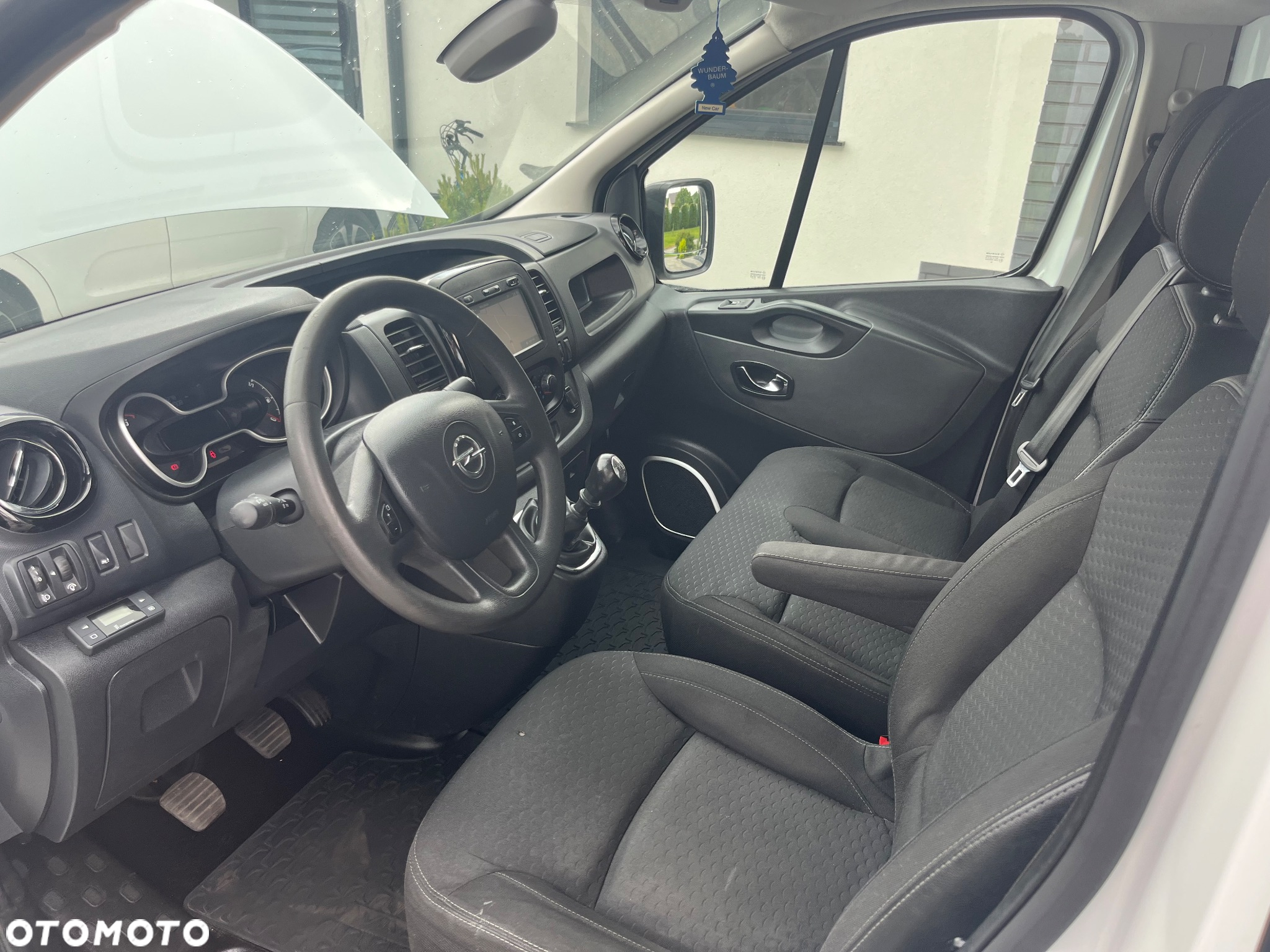 Opel Vivaro - 14