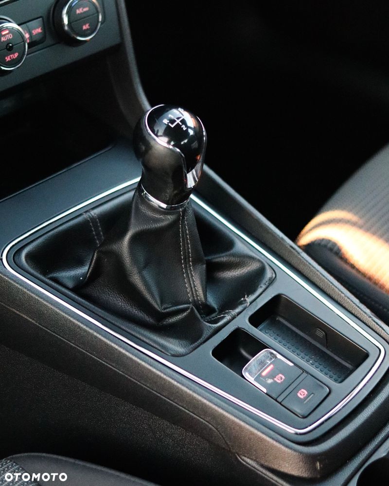 Seat Leon 1.6 TDI Start&Stop Style - 22