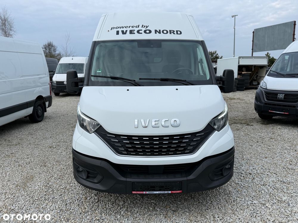 Iveco 2021/Daily 35-180VP/ 3.0 180KM/Poduszki/furgon Maxi/PDC/Radio DAB/Tempomat/hak 3,5T - 2