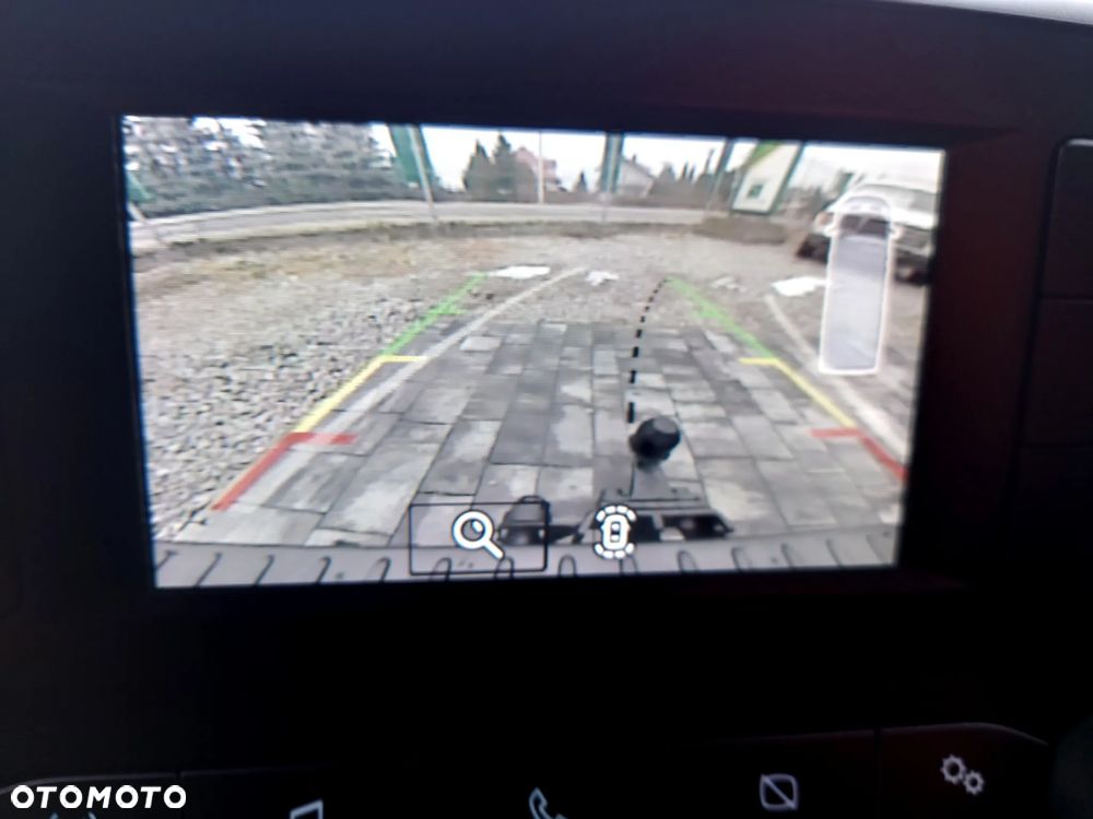 Ford Transit Custom 310 L2H1 Limited - 11