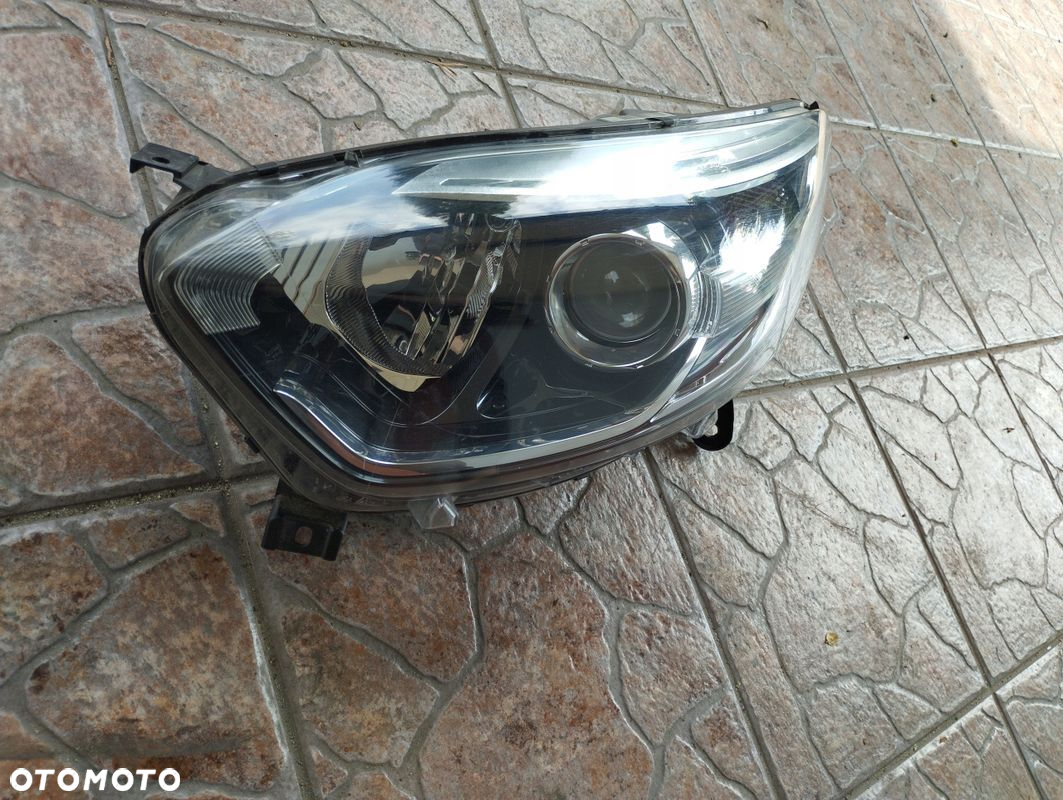 Lampa lewa Renault Captur I 2013-2017 260603859R - 2