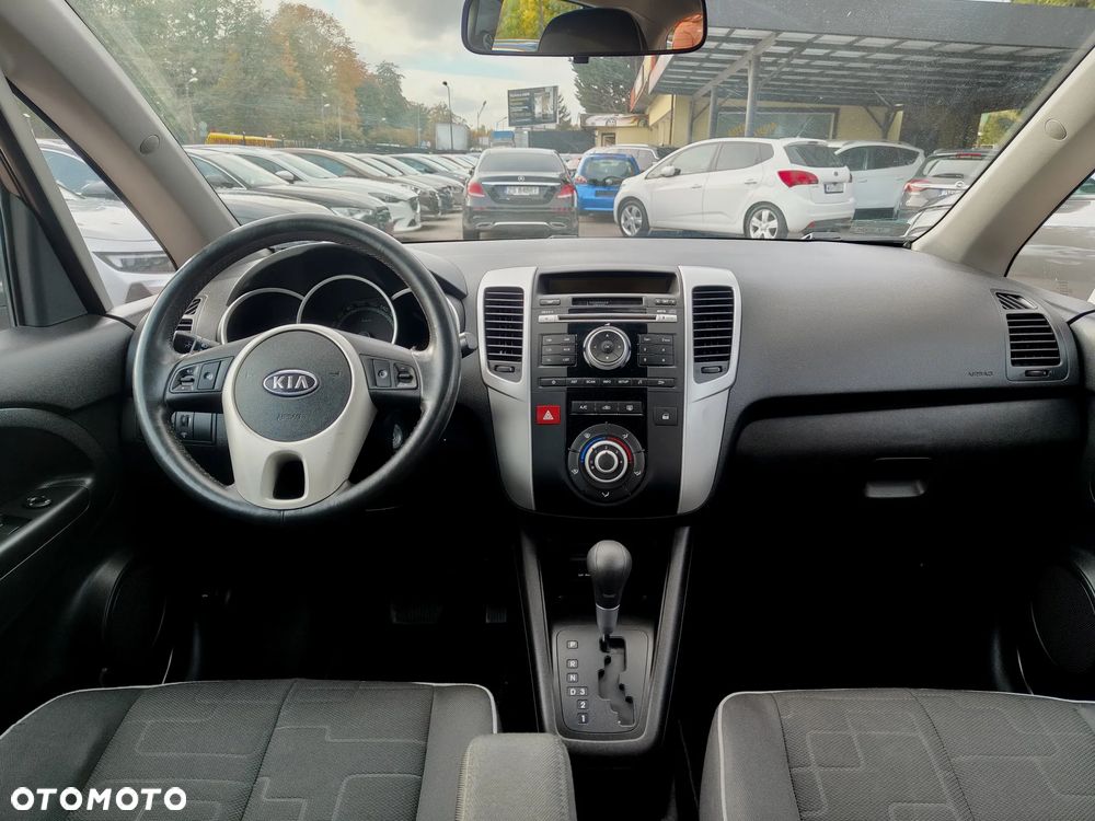 Kia Venga - 6