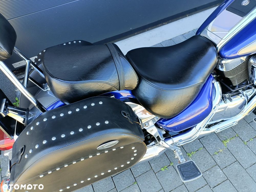 Suzuki Intruder - 6