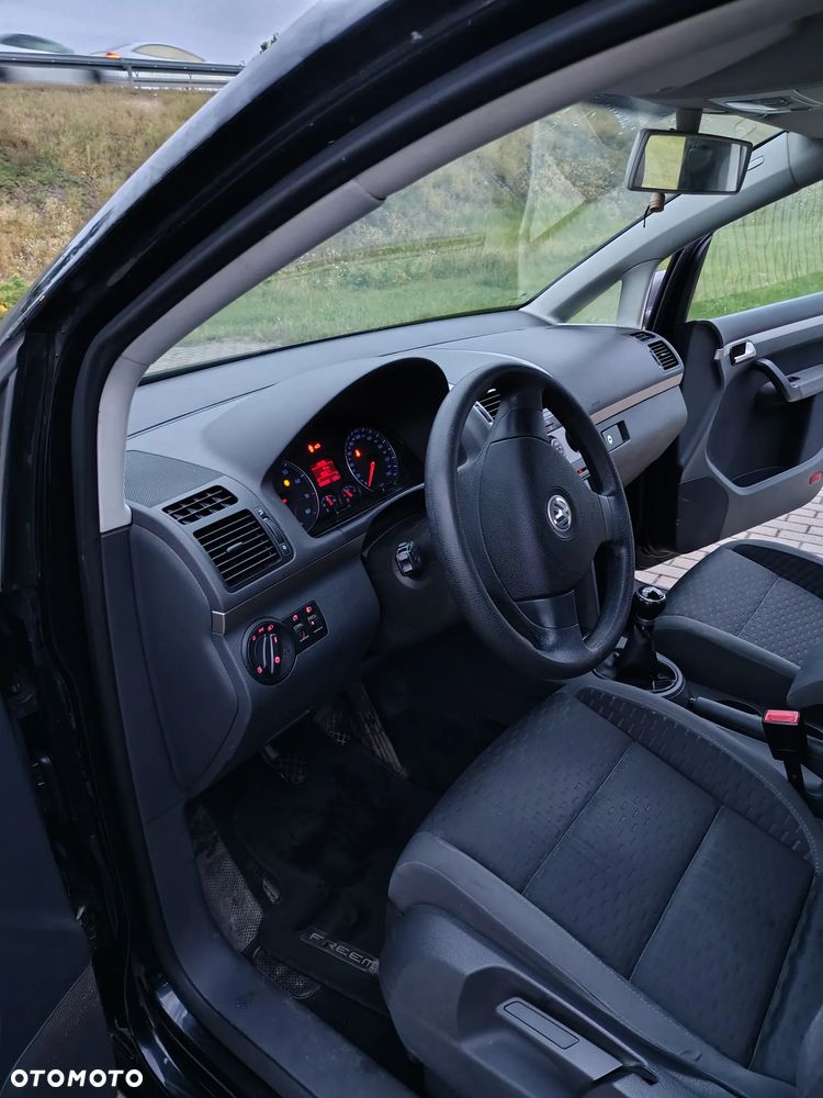 Volkswagen Touran 1.6 Trendline - 13