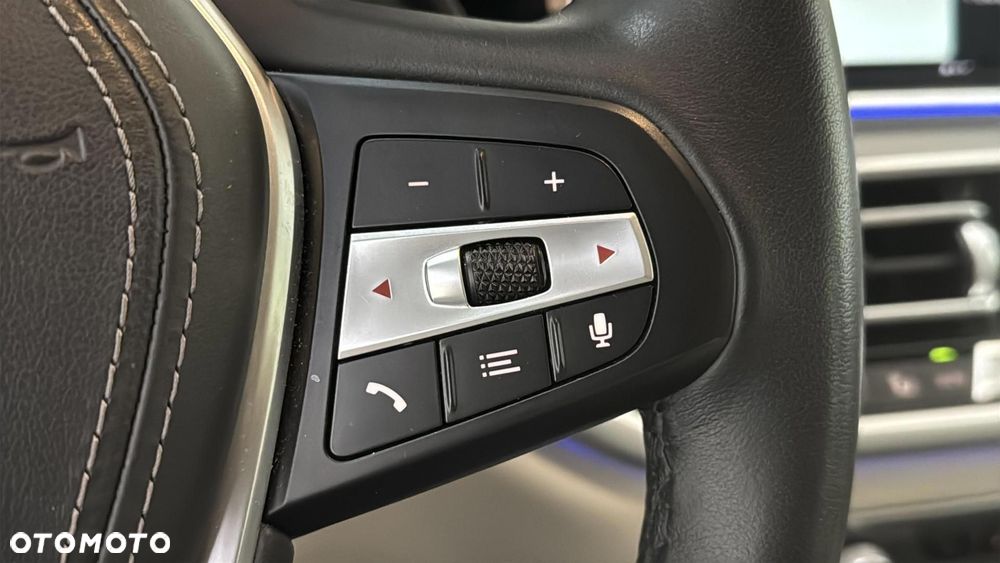 BMW X5 xDrive40i mHEV - 27