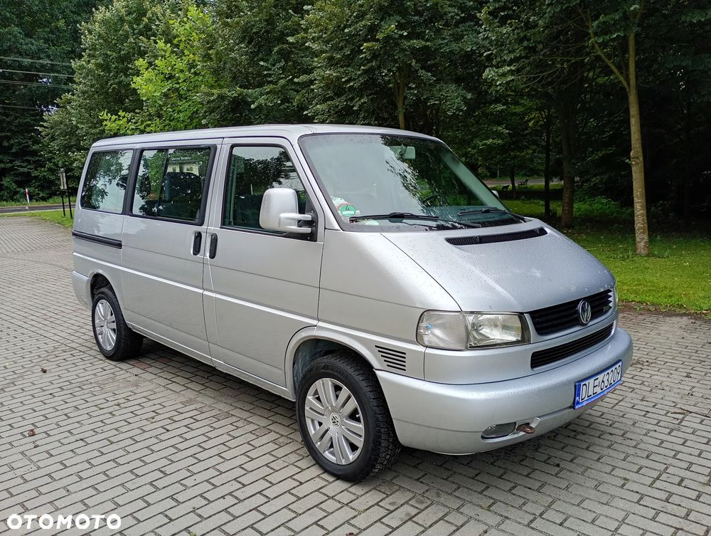 Volkswagen Caravelle - 15