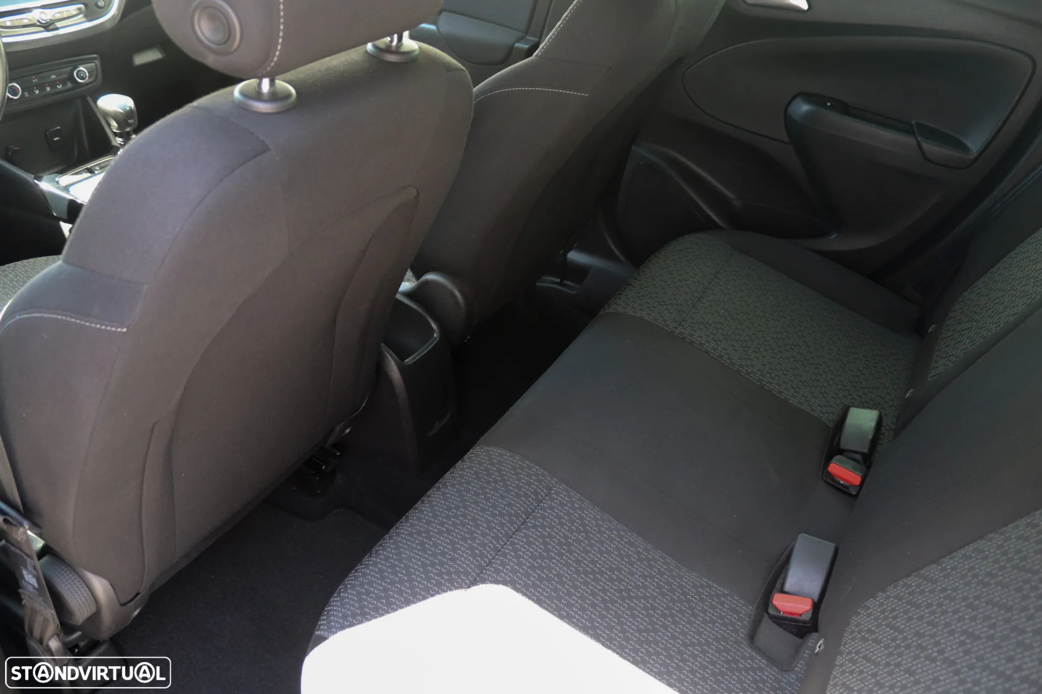 Opel Crossland X - 19