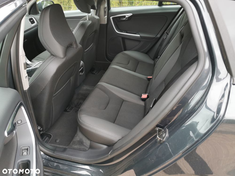 Volvo V60 - 8