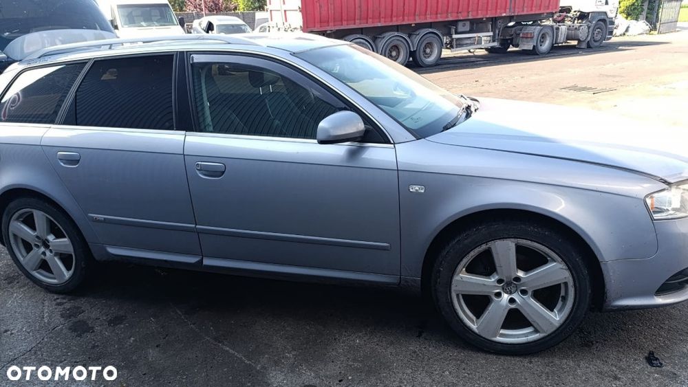 36252 Audi A4 B7 model od 04-08 silnik 1.9 TDI BKE 105 km skrzynia GYA lakier LY7H - 11