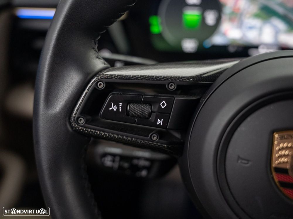 Porsche Macan Electric 4 - 34