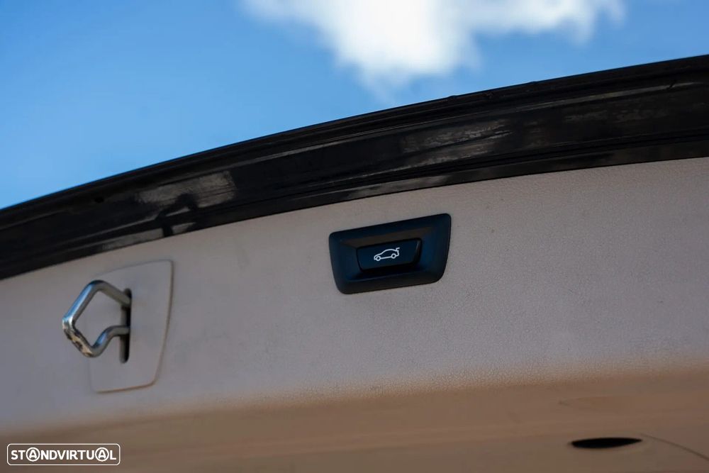 BMW 320 d Line Luxury Auto - 18