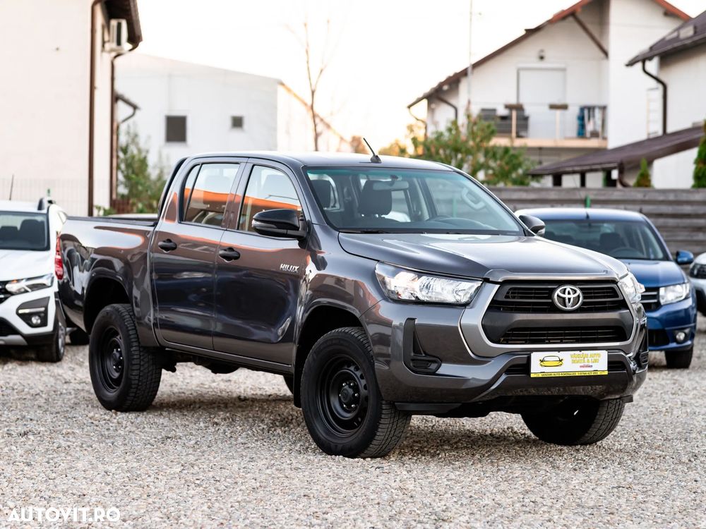 Toyota Hilux - 8
