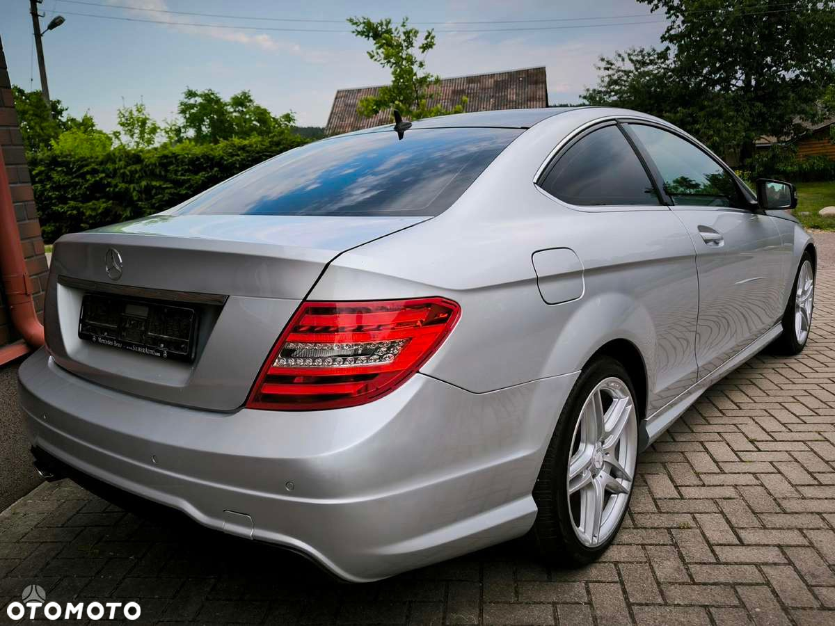 Mercedes-Benz Klasa C 180 Coupe BlueEFFICIENCY 7G-TRONIC Edition 1 - 6