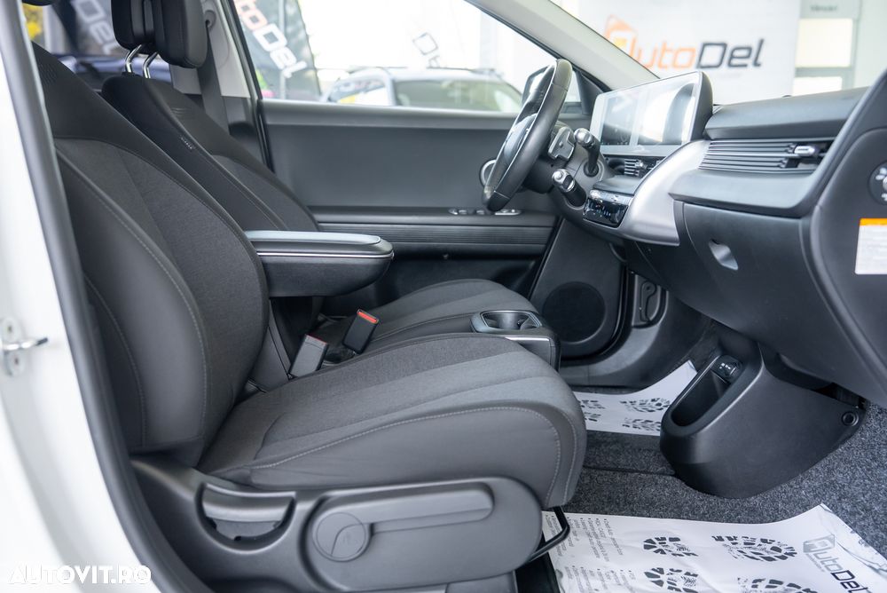 Hyundai IONIQ Standard Range 58 kWh - 15
