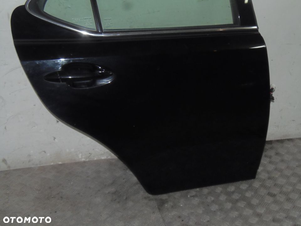DRZWI PRAWE TYŁ LEXUS IS II 220 SEDAN K.L 212 - 1