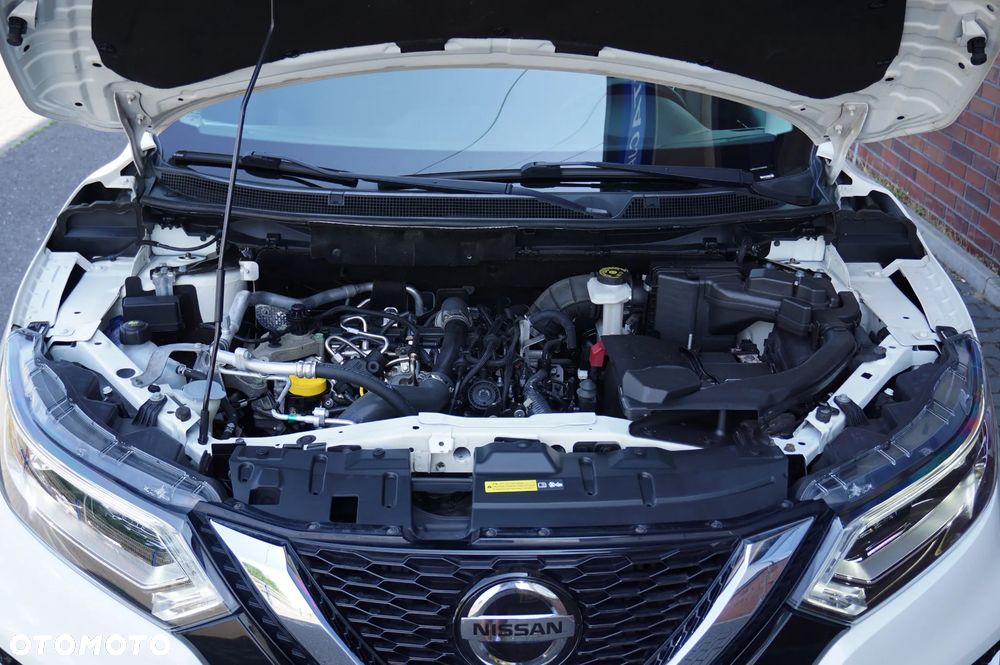 Nissan Qashqai 1.3 DIG-T N-Connecta - 17