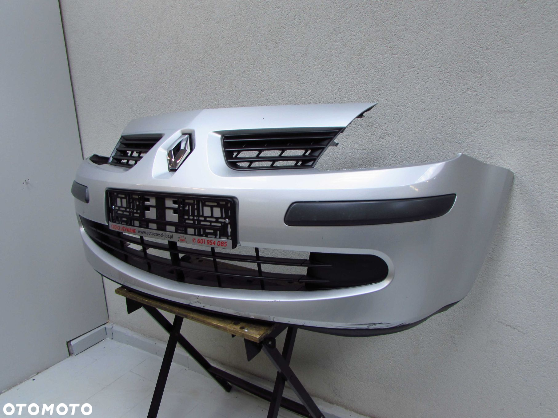 RENAULT MODUS 04-08 ZDERZAK PRZOD PRZEDNI TED69 - 2