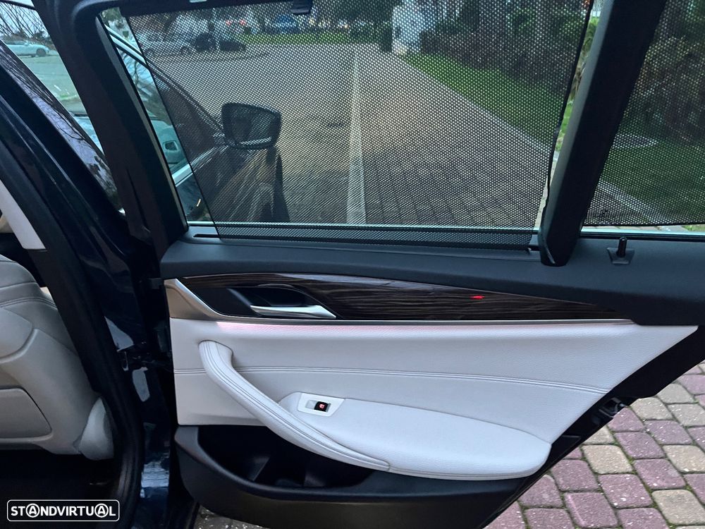 BMW 520 d Line Luxury Auto - 28