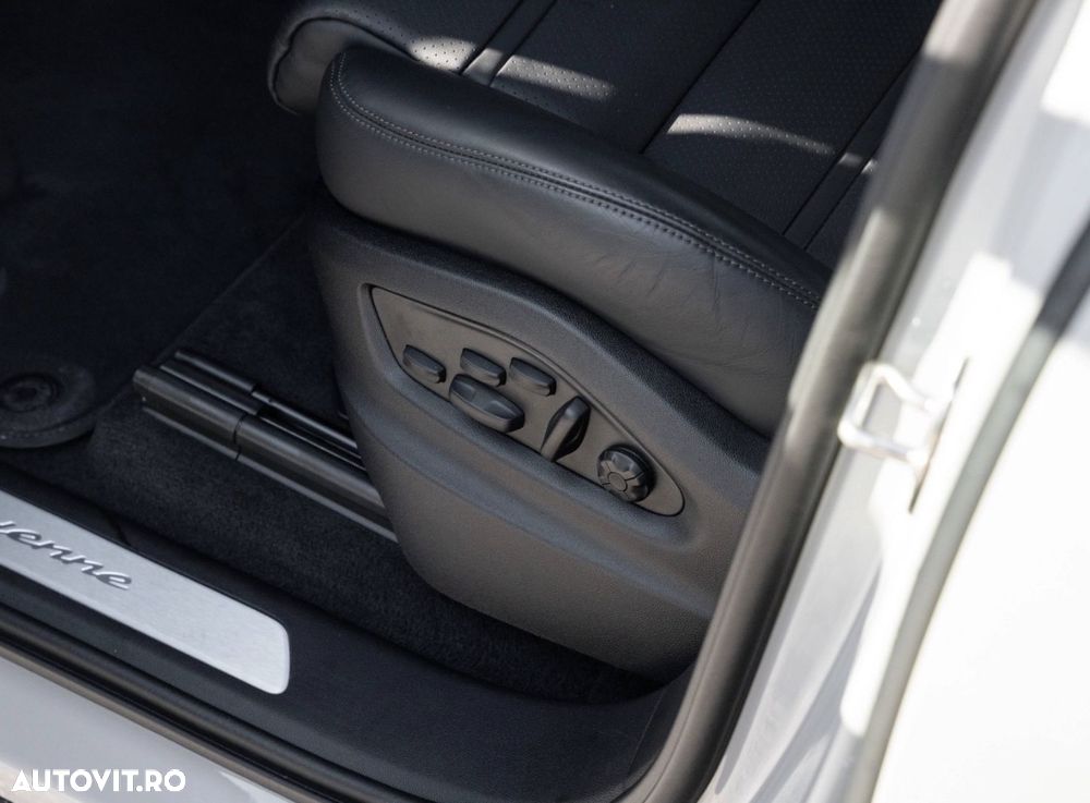 Porsche Cayenne Coupe E-Hybrid Tiptronic S - 25