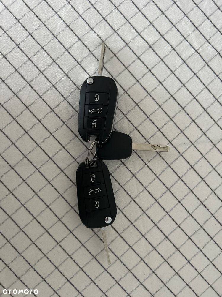 Peugeot 508 2.0 HDi Allure - 16