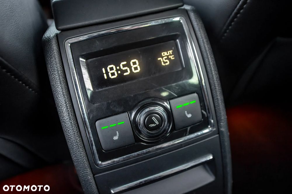 Skoda Superb 3.6 FSI 4x4 Elegance DSG - 34