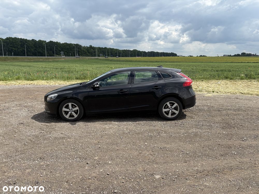Volvo V40 - 2