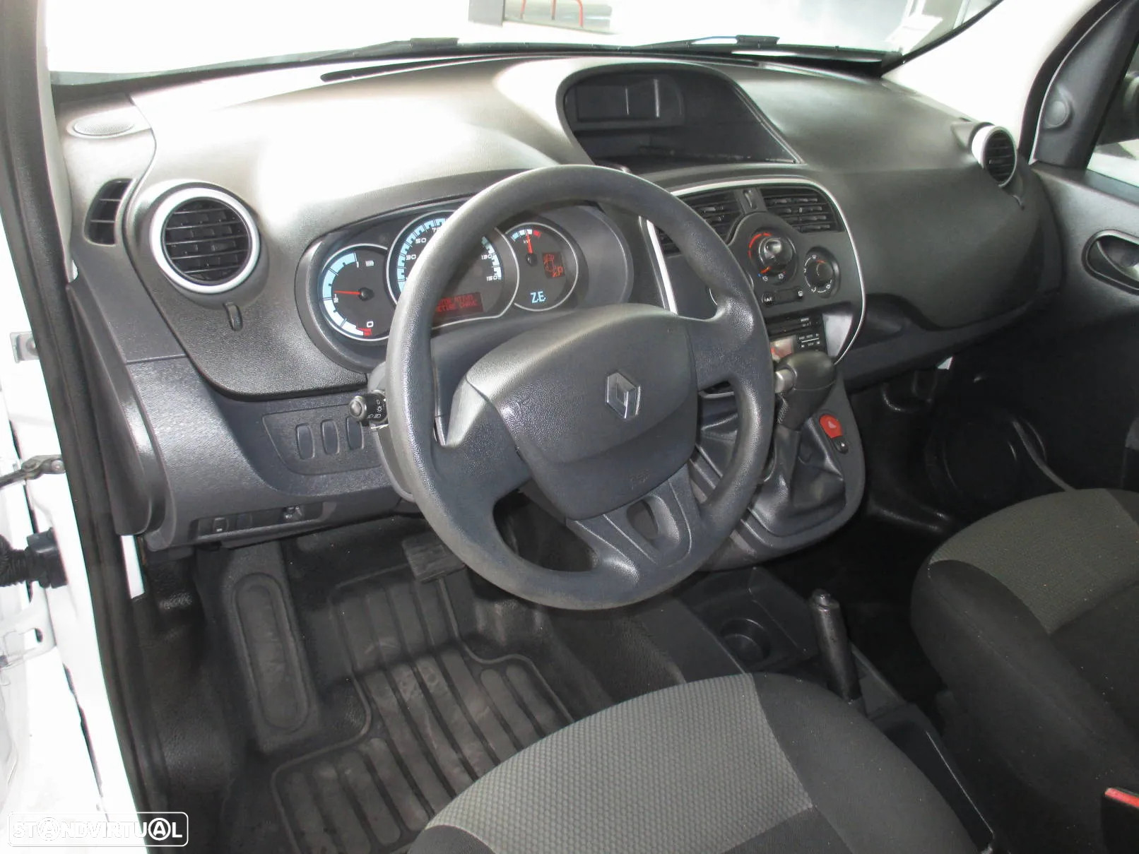 Renault Kangoo Ze 33 - 8