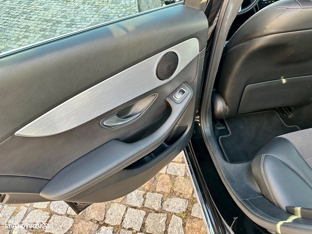 Mercedes-Benz C 220 d Avantgarde - 41