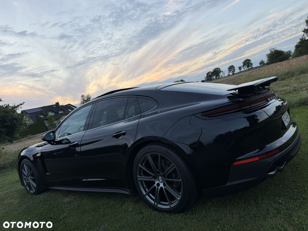 Porsche Panamera 4 - 19