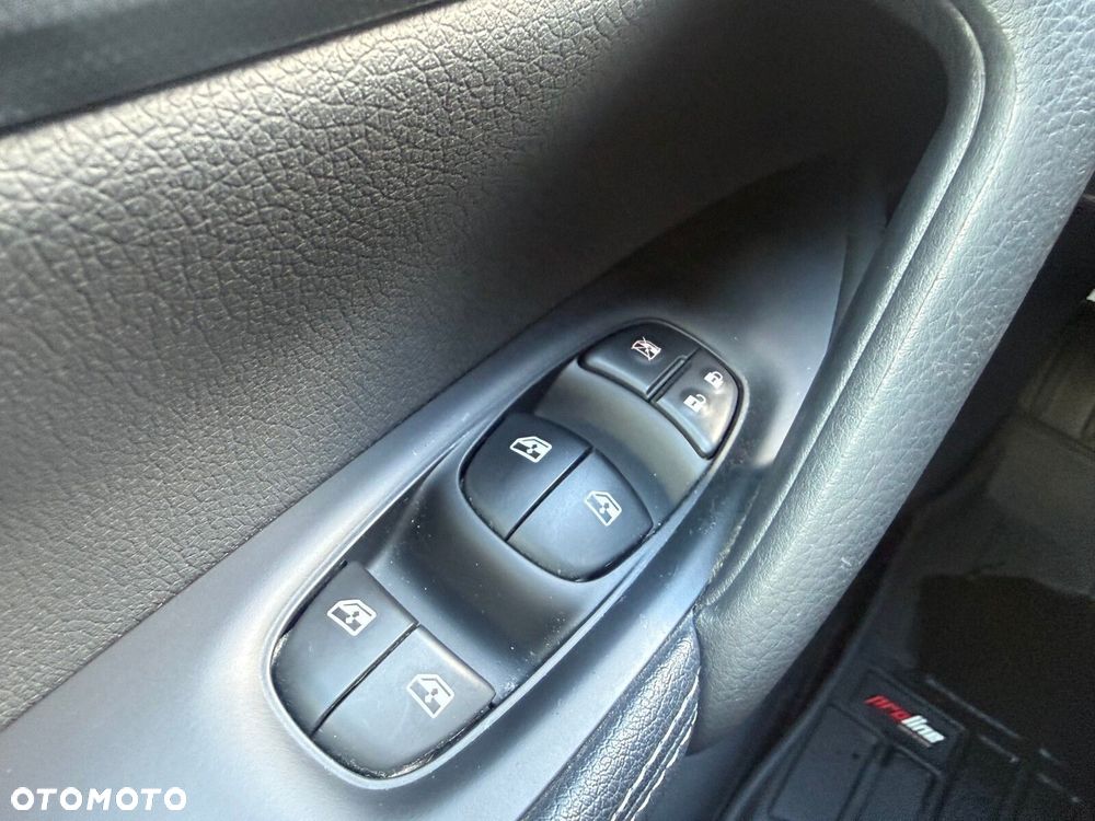 Nissan Qashqai - 21