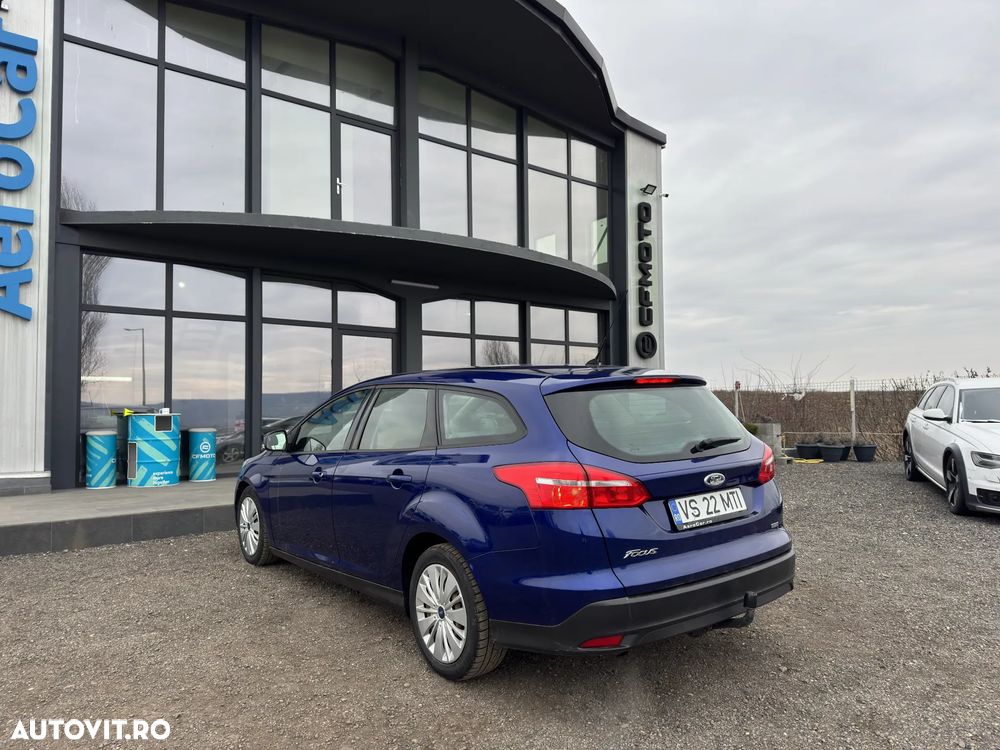 Ford Focus 1.0 EcoBoost Trend - 9