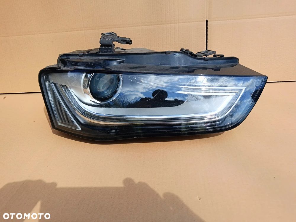 Bi-xenon przedni prawy LED Audi A4 B8 lift lampa prawa 8K0941006C - 1