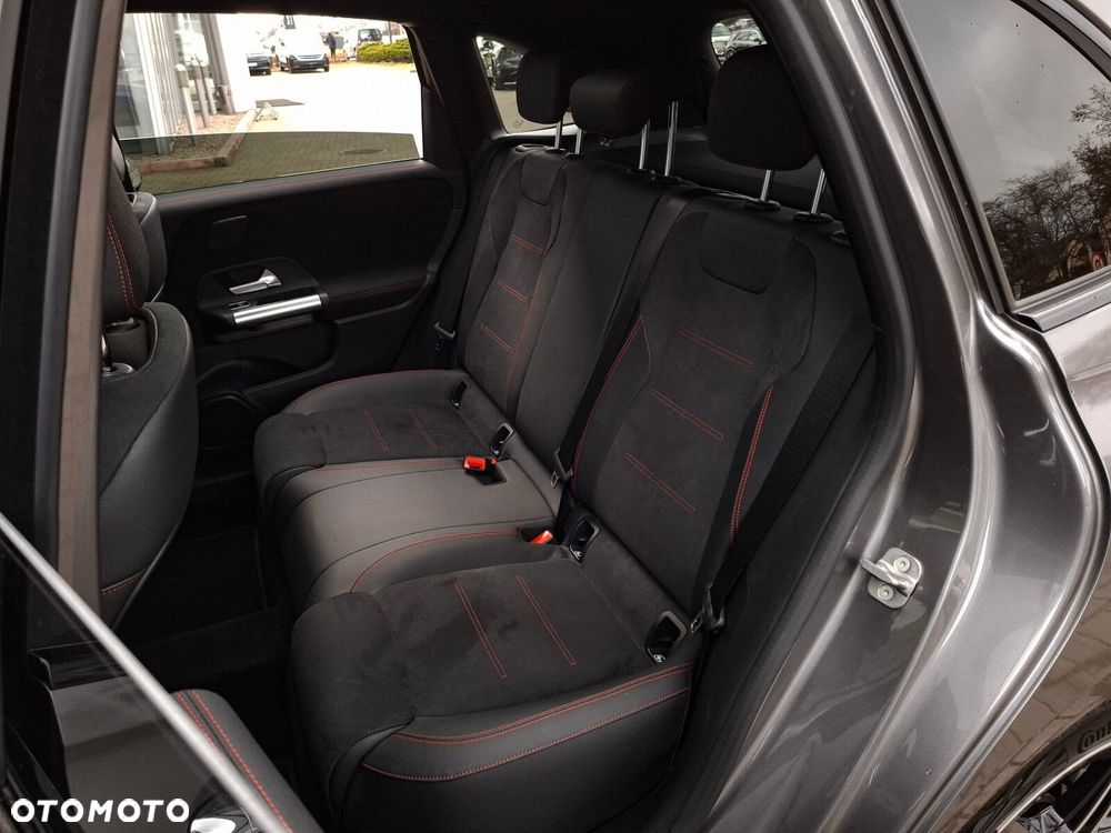 Mercedes-Benz Klasa B 250 e AMG Line 8G-DCT - 14