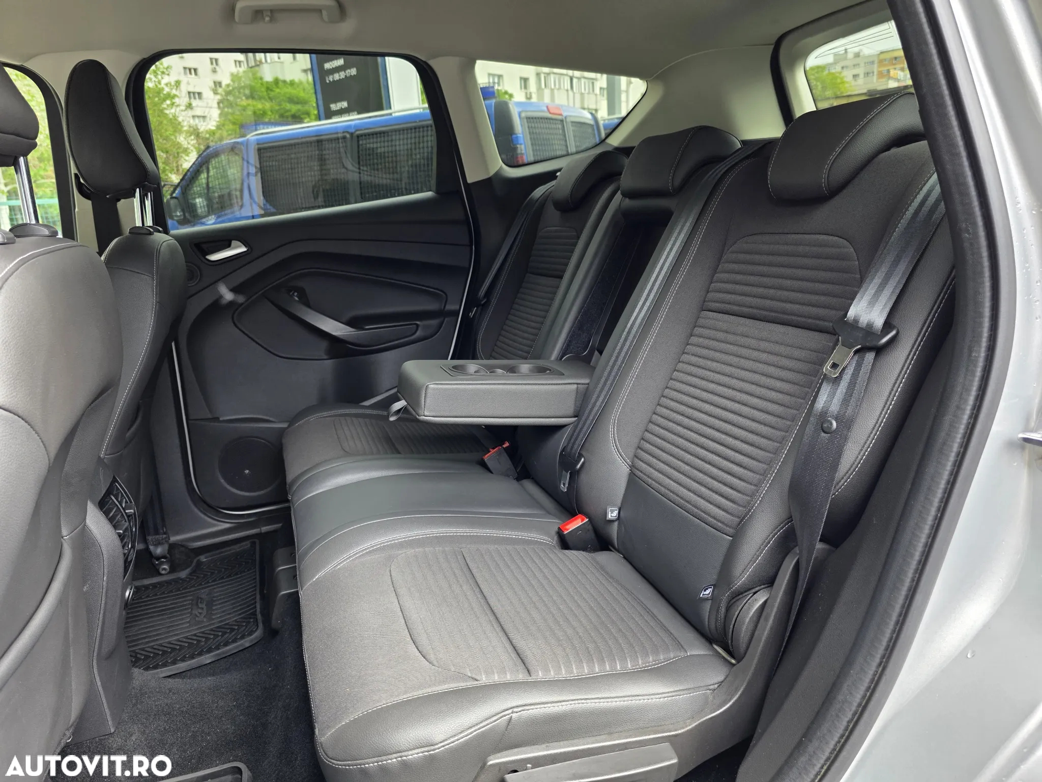 Ford Kuga - 22