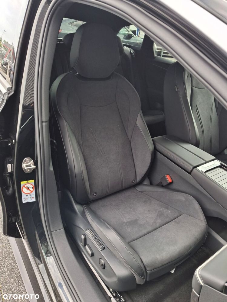 Volkswagen ID.7 77kWh Pro Plus - 22