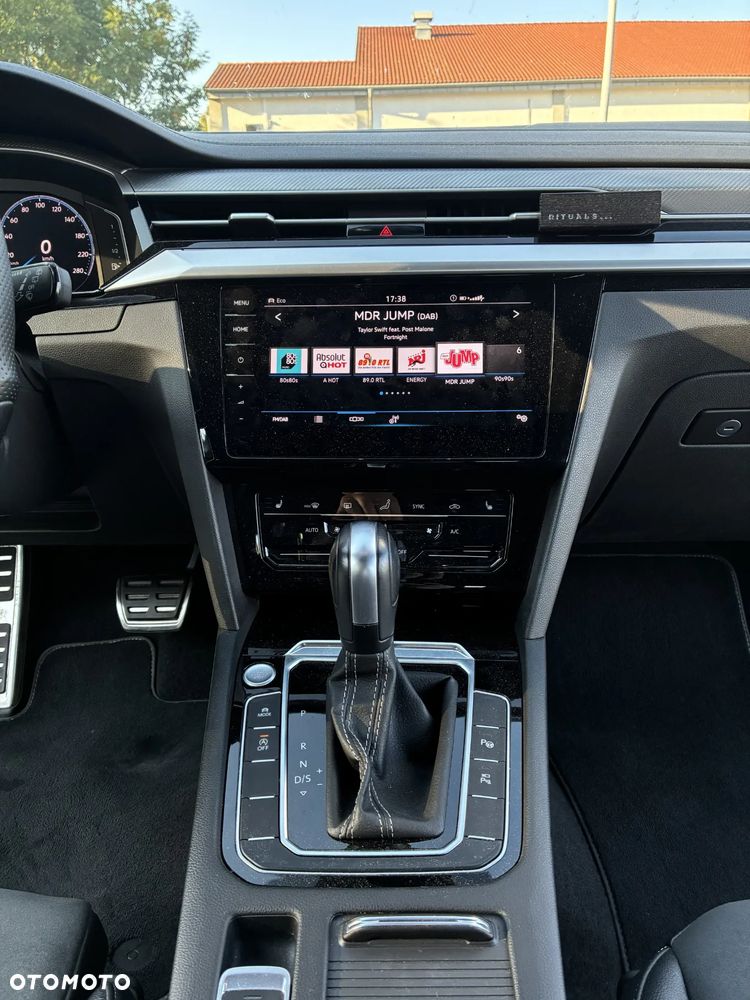 Volkswagen Arteon 2.0 TDI R-Line DSG - 14