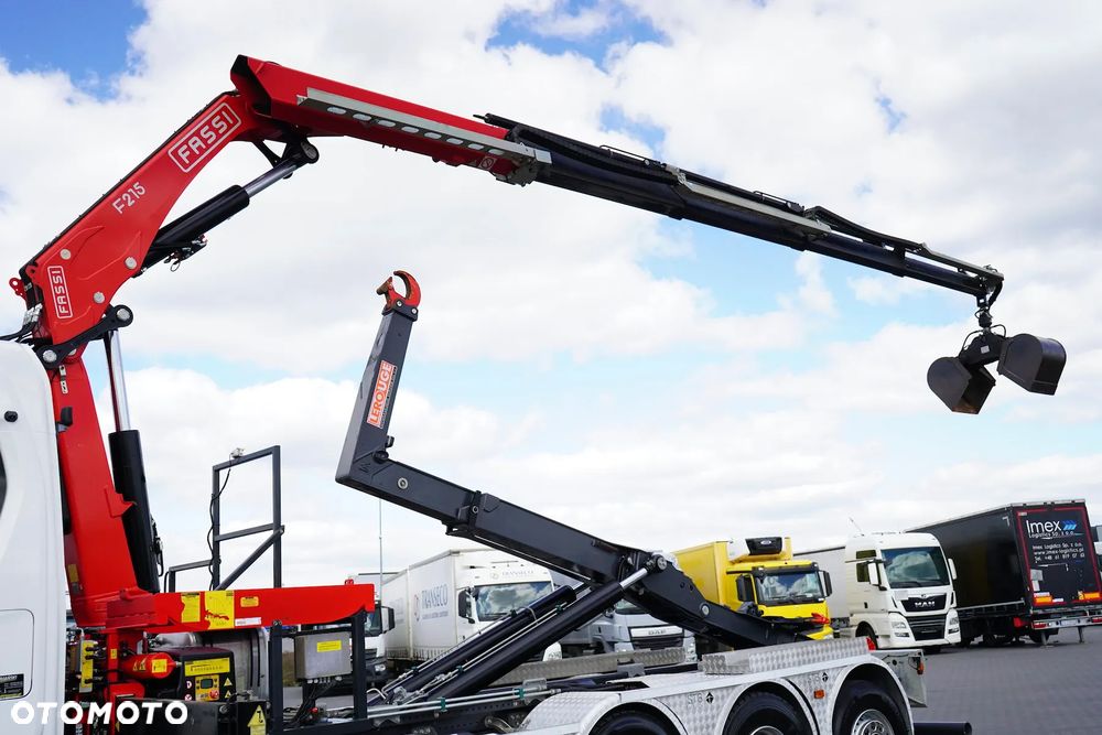 Scania G 410 / E 6 / 8 X 4 / HDS + HAKOWIEC / TRIDEM / CNG / RETARDER / FASSI F 215 - 27