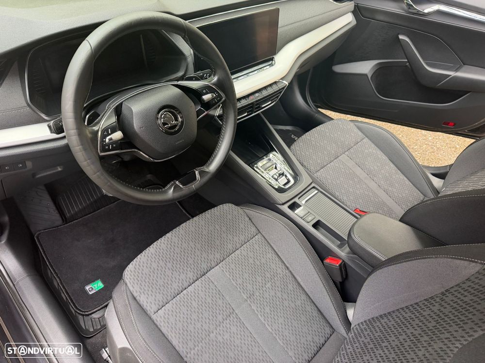 Skoda Octavia 2.0 TDI Ambition DSG - 33