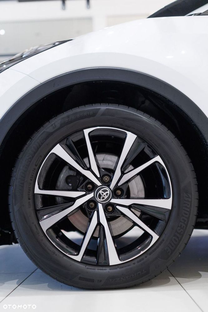 Toyota C-HR - 15