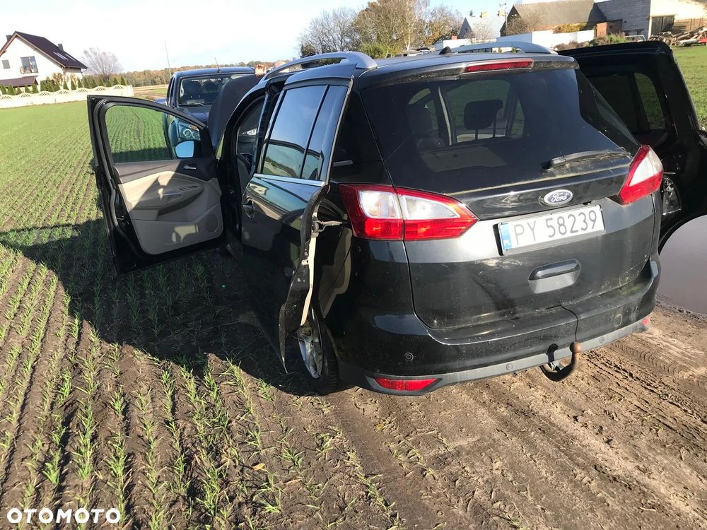 Ford Grand C-MAX - 3