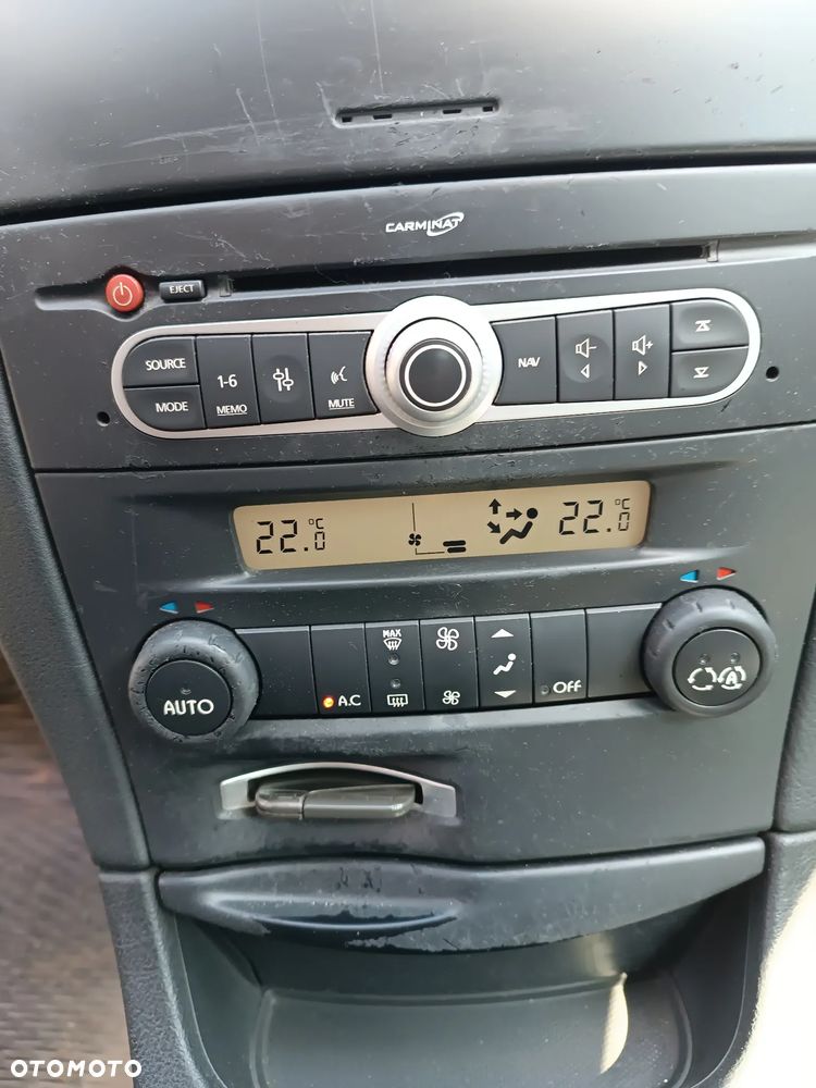 Renault Laguna 2.0 16V 140 Emotion - 23