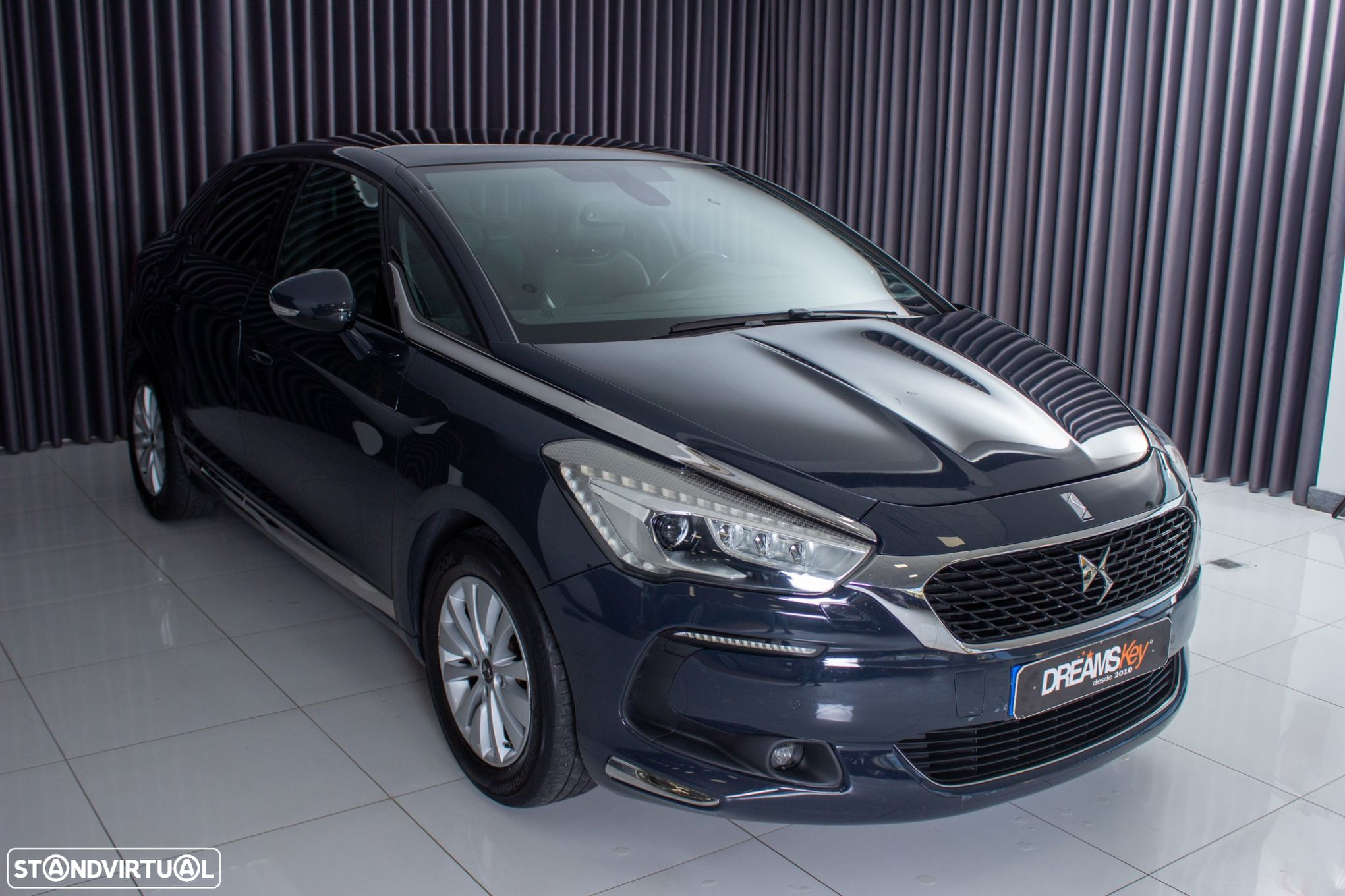 DS DS5 - 8