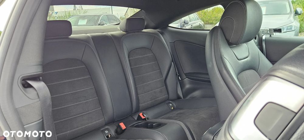 Mercedes-Benz Klasa C 220 d 9G-TRONIC - 14