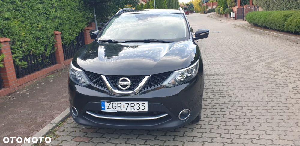 Nissan Qashqai - 2